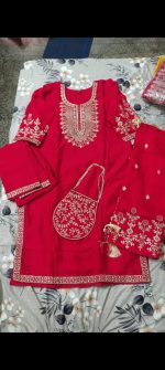 Vichitra Silk Kurti, Dupatta, and Bottomwear Set - Image 2