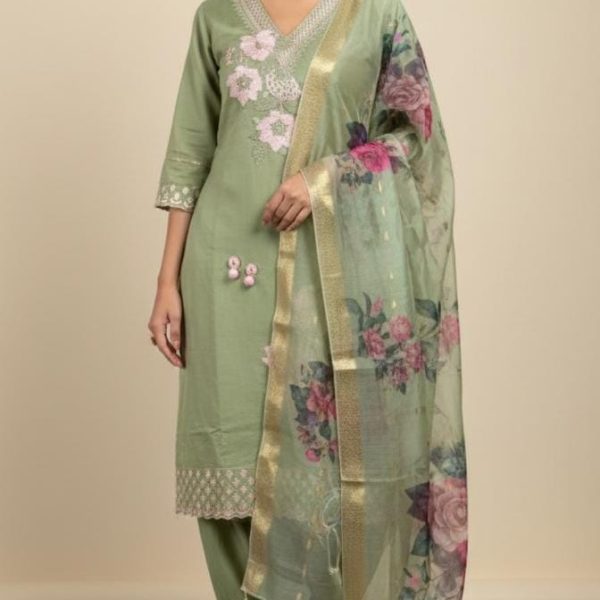 Elegant Green Kurti Set with Floral Dupatta