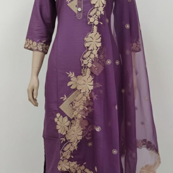 ✨ Elegant Purple Embroidered Suit Set (Kurta, Pant & Dupatta)